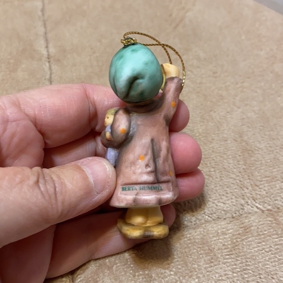 Studio Hummel Ornament Set of 3 Set 3 - Picture 6 of 14